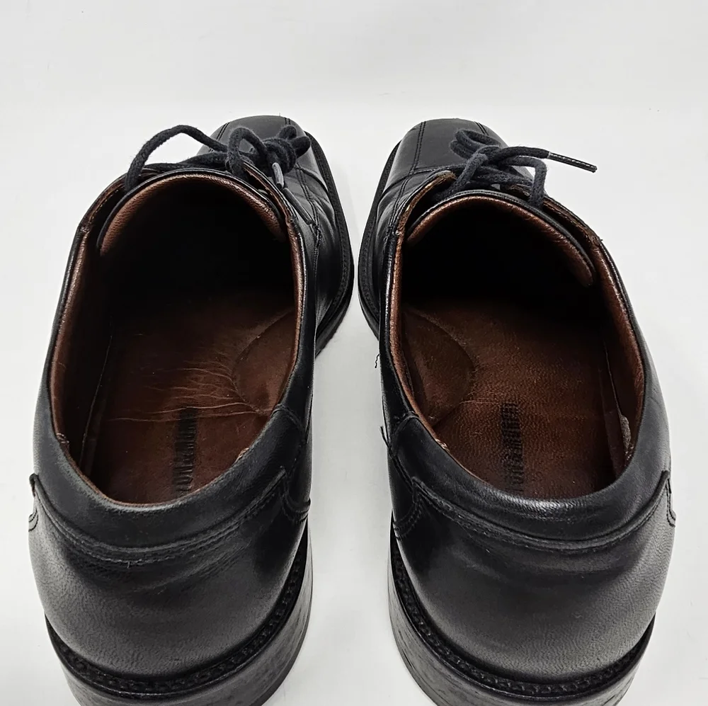 Johnston & Murphy Dobson Black Leather Cap Toe Sheepskin Lining‎ Mens Size US 11